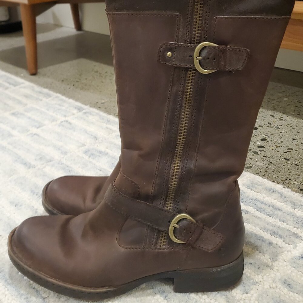 Born Kendall 7.5 Women's Leather Boots